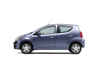 Nissan Pixo