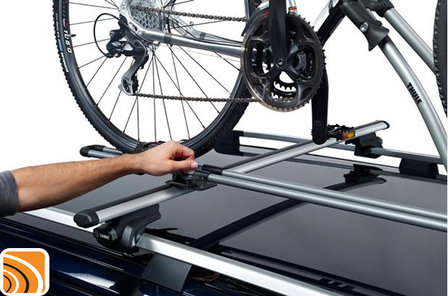 Thule FreeRide montage op dakdragers