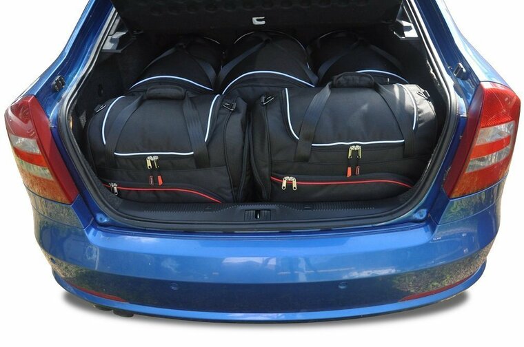 Skoda Octavia Hatchback 2004-2013 | KJUST | Set van 5 tassen