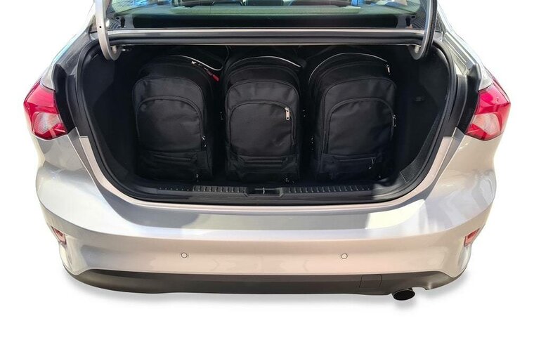 Ford Focus Limousine vanaf 2020 | KJUST | Set van 5 tassen