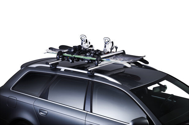 Thule Xtender 739 op auto