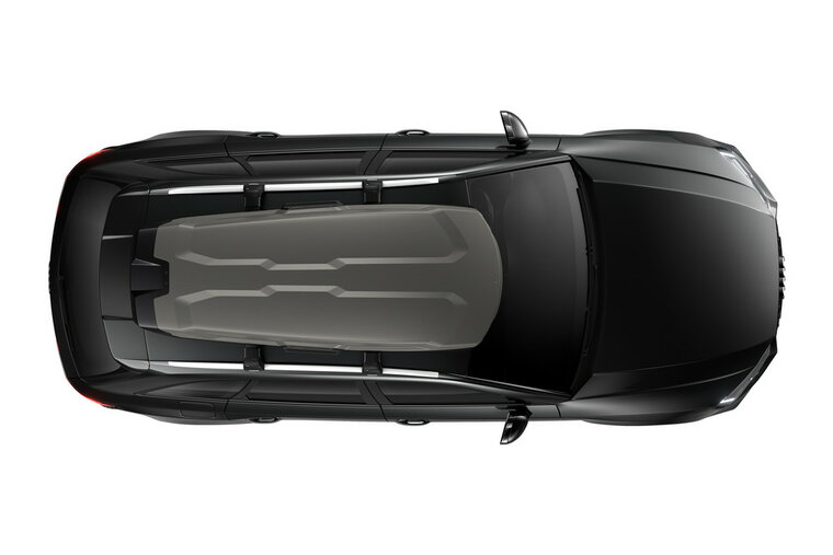 Thule Vector M - Titan Matte - Dakkoffer - bovenzijde op auto