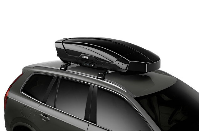 Thule Motion XT M Black Glossy Schuin