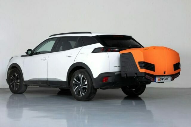 TowBox V3 | Trekhaakbagagebox | Urban Black - Orange achterop auto