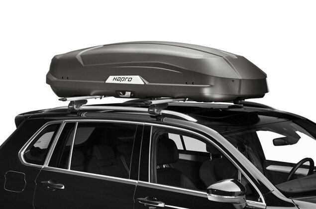 Hapro Trivor 560 - Supermatt Anthracite - schuin op auto