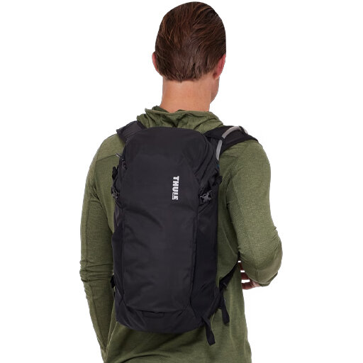 autovoordeelwinkel-Thule-AllTrail-16-liter-Black-3205079-dragend