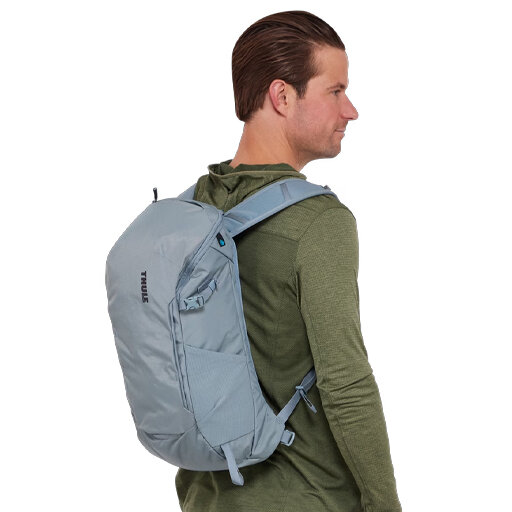 autovoordeelwinkel-Thule-AllTrail-18-liter-Pond-Blue-3205086-dragend