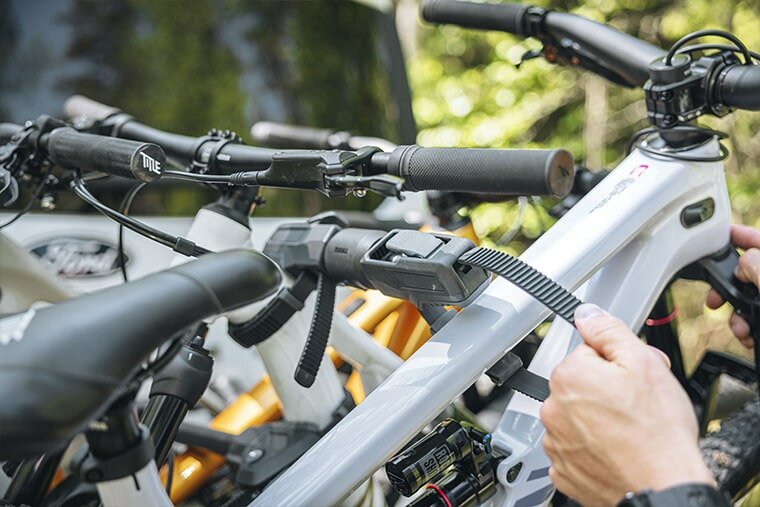 thule-velospace-3-3-bike-fiets-vastzetten