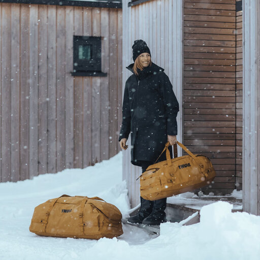 Autovoordeelwinkel-Thule-Chasm-duffeltas-30-liter-Golden-3205213-sfeer-collectie