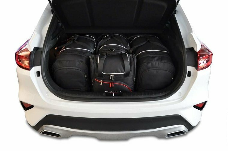 Kjust reistassenset Kia Venga vijfdeurs 2010-2019 set van 4 tassen 2x roltas + 1x sporttas + 1x vliegtuigtas