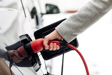 DEFA eConnect laadkabel type 2 in auto