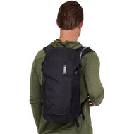 autovoordeelwinkel-Thule-AllTrail-16-liter-Black-3205079-dragend