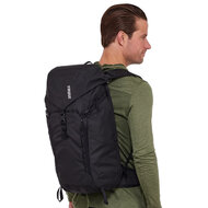 autovoordeelwinkel-Thule-AllTrail-25-liter-Black-3205088-dragend