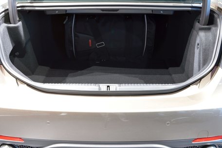 Reistassenset Alfa Romeo Giulia (952) 2016-heden 4-deurs sedan